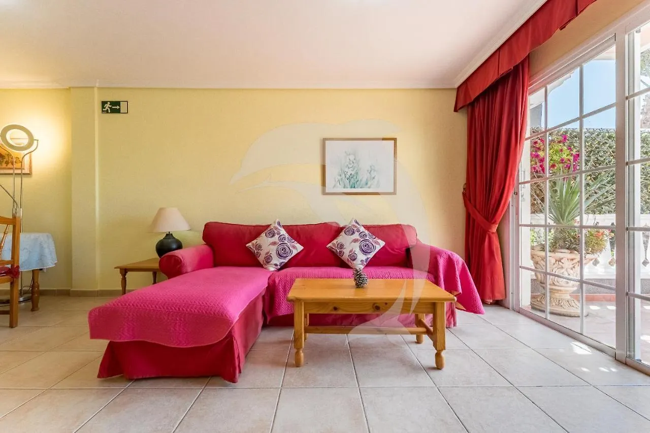 Apartamentos Los Delfines El Medano  Spain
