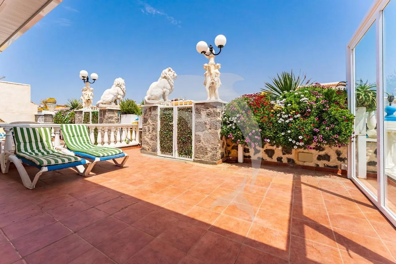 אל מדאנו Apartamentos Los Delfines 0*, אל מדאנו