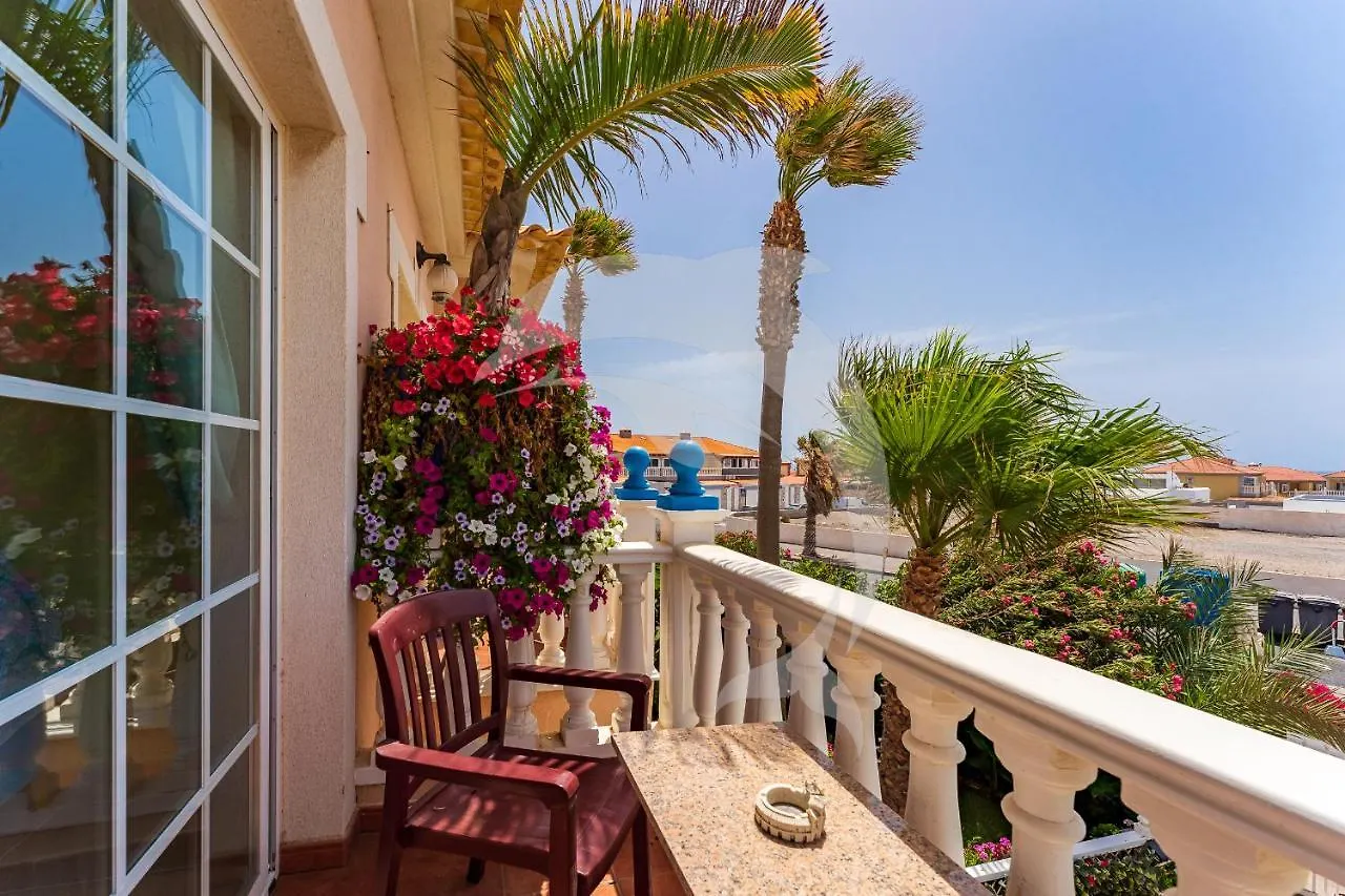 אל מדאנו Apartamentos Los Delfines אל מדאנו