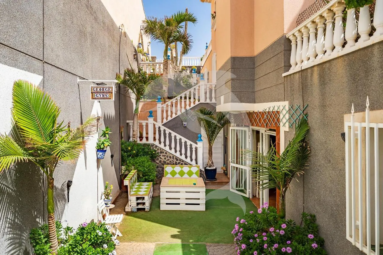 אל מדאנו Apartamentos Los Delfines 0*, אל מדאנו